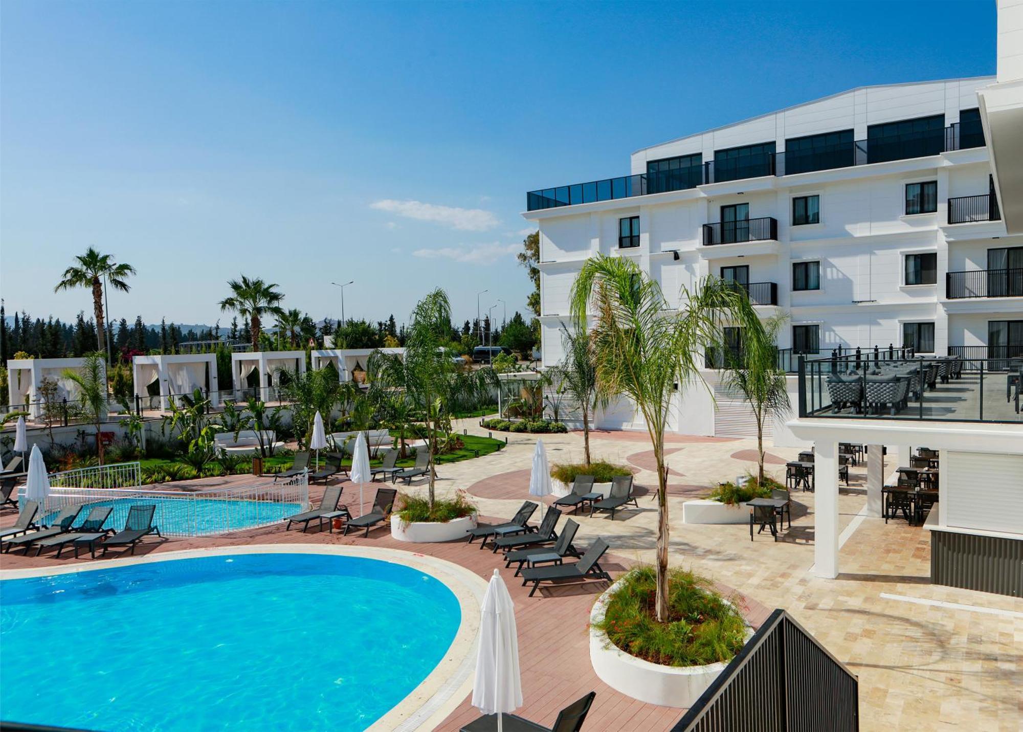 Ramada By Wyndham Dalaman Exterior photo