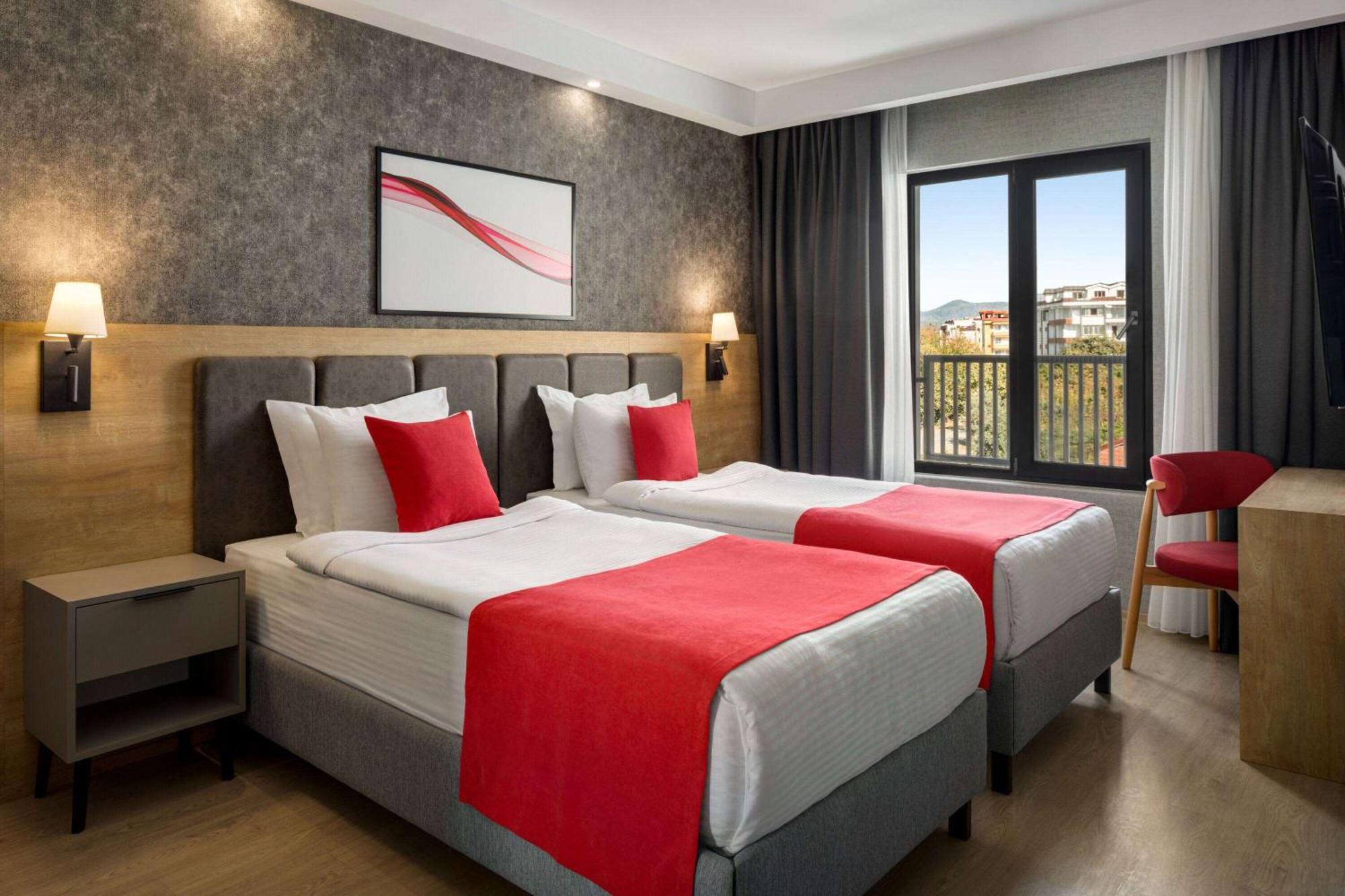 Ramada By Wyndham Dalaman Exterior photo