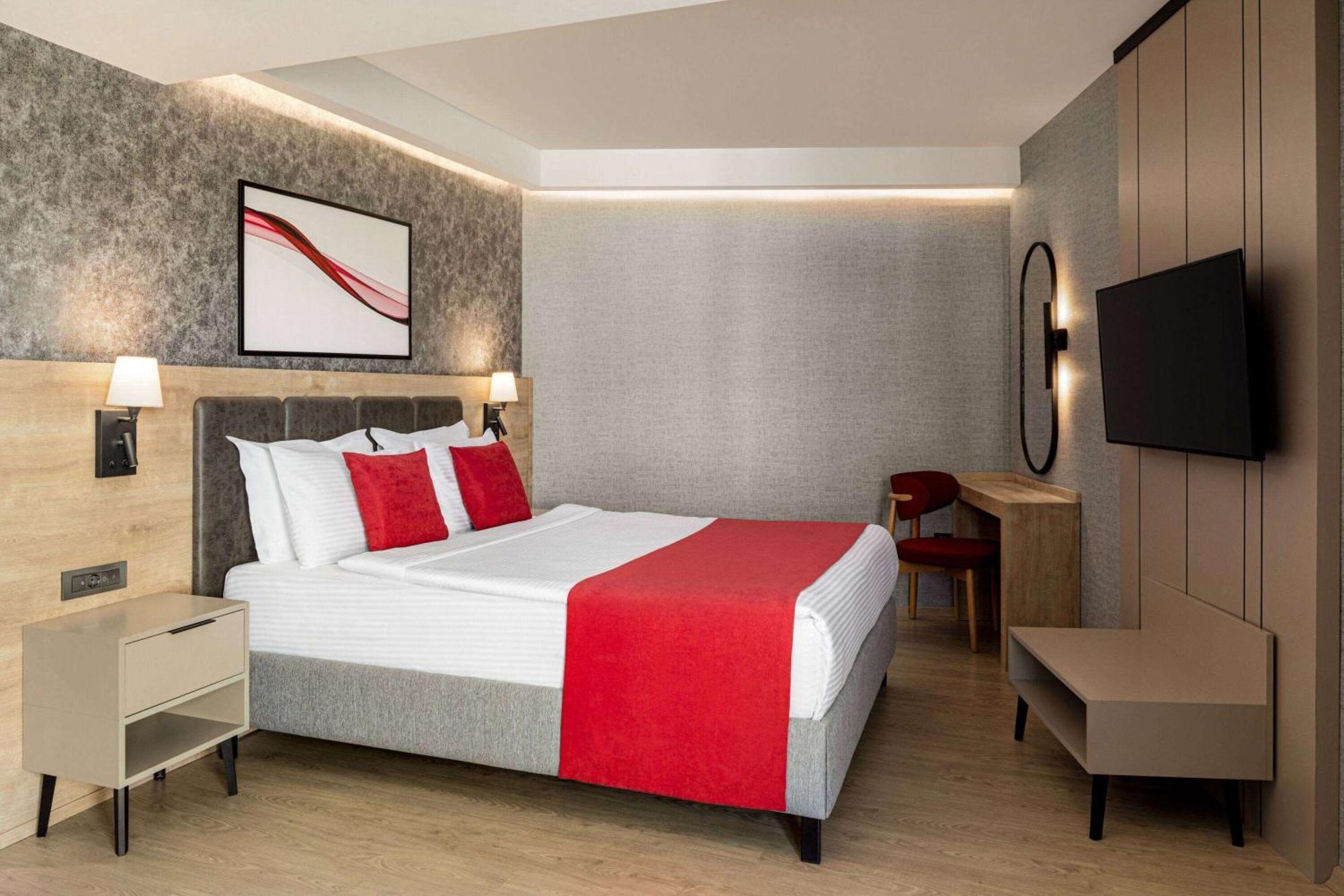 Ramada By Wyndham Dalaman Exterior photo