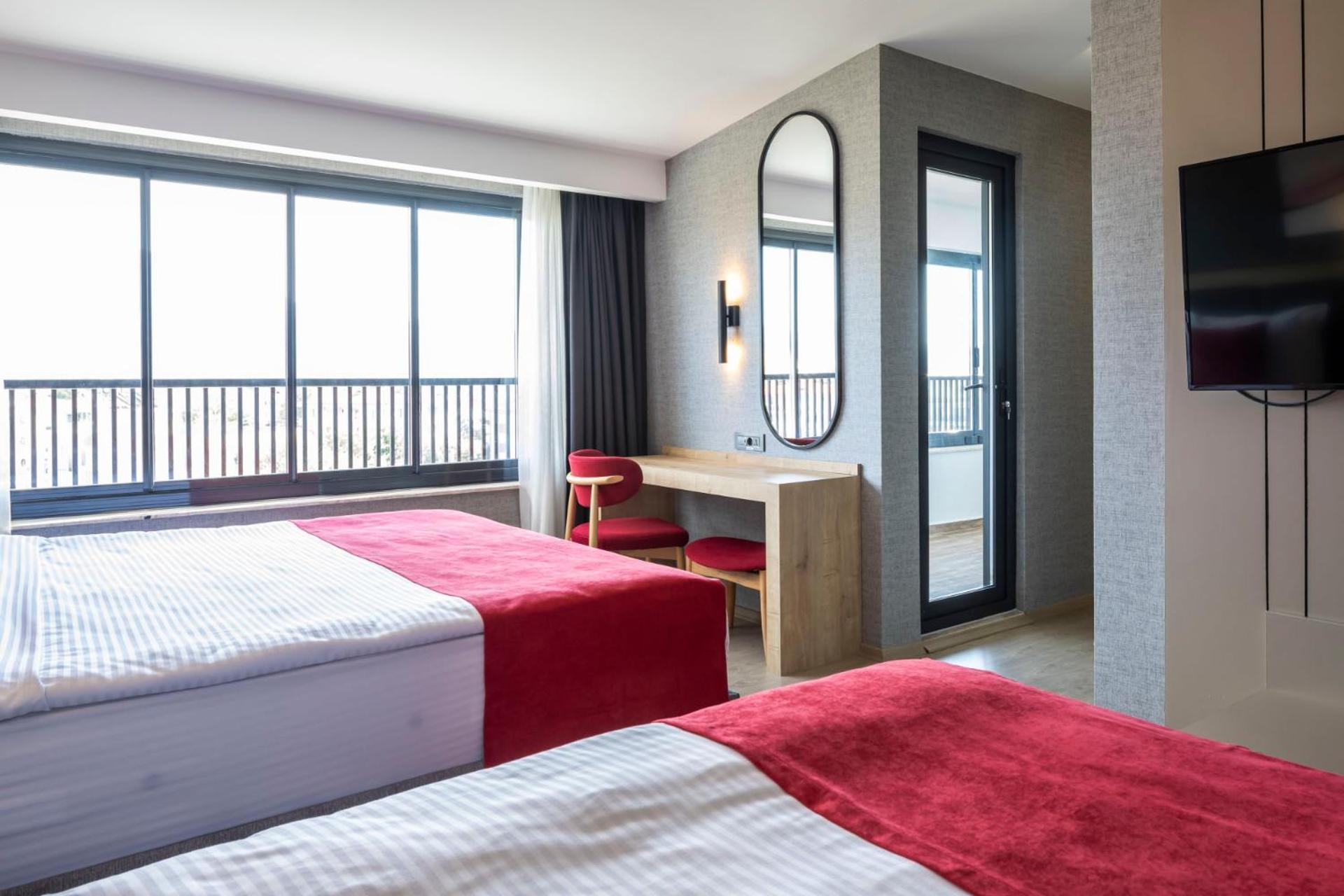 Ramada By Wyndham Dalaman Exterior photo